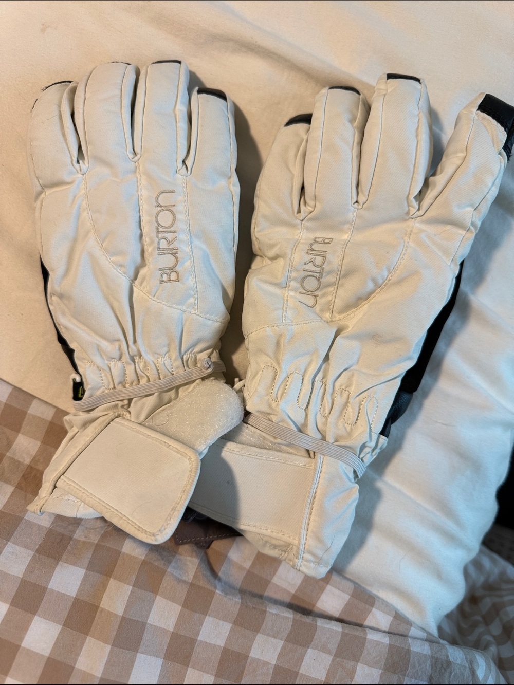 Burton Cream Winter Snowboarding Gloves